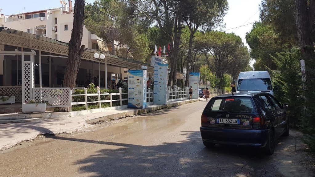 דורס Akileda Hotel מראה חיצוני תמונה